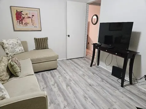 105 Lake Pine Circle Greenacres FL 33463