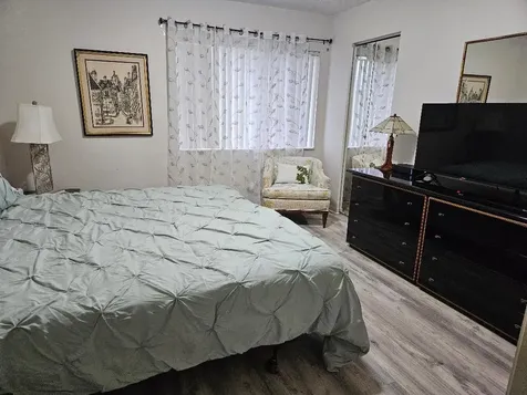 105 Lake Pine Circle Greenacres FL 33463