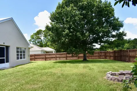 1561 SW Gadsan Avenue Port Saint Lucie FL 34953
