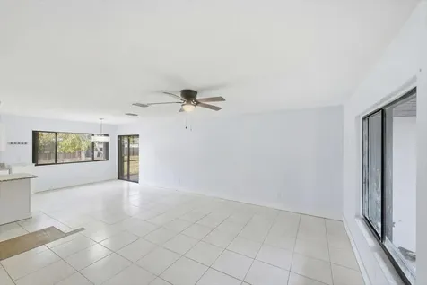 2080 Se Triumph Road Port Saint Lucie FL 34952