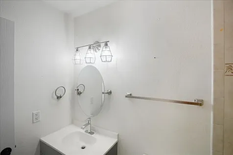 2080 Se Triumph Road Port Saint Lucie FL 34952