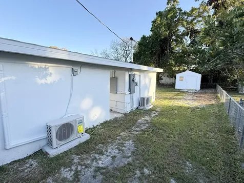 5045 Garner Street Fort Pierce FL 34981