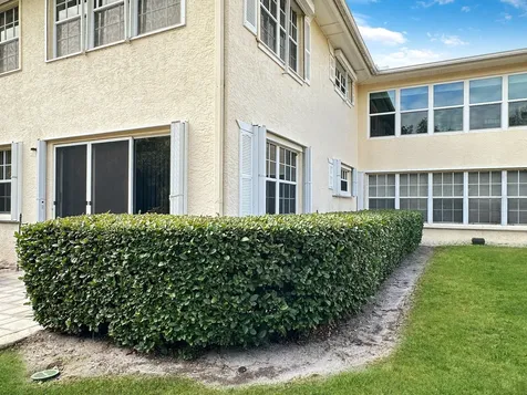 720 Lake Orchid Circle Vero Beach FL 32962
