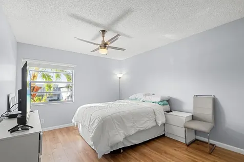 605 Flanders M Delray Beach FL 33484