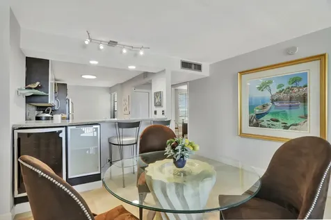 4 Royal Palm Way Boca Raton FL 33432