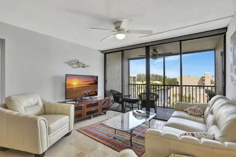 4 Royal Palm Way Boca Raton FL 33432