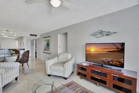 4 Royal Palm Way Boca Raton FL 33432