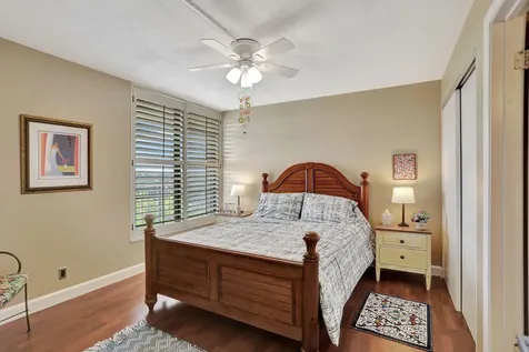 4 Royal Palm Way Boca Raton FL 33432