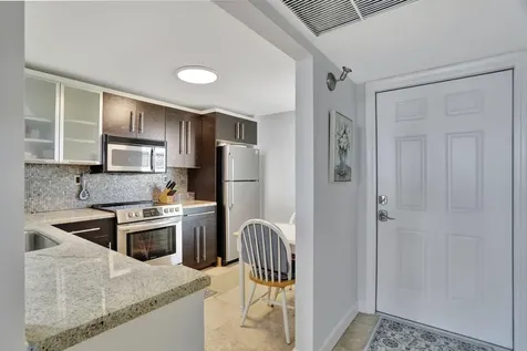 4 Royal Palm Way Boca Raton FL 33432