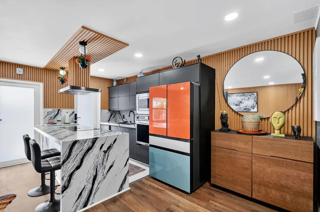 363 Washington Avenue Miami Beach FL 33139