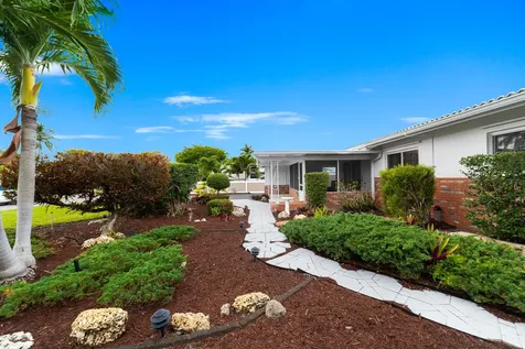 2001 Ne 30th Street Fort Lauderdale FL 33306