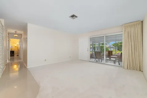 2001 Ne 30th Street Fort Lauderdale FL 33306