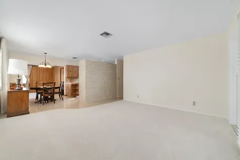 2001 Ne 30th Street Fort Lauderdale FL 33306