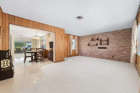 2001 Ne 30th Street Fort Lauderdale FL 33306