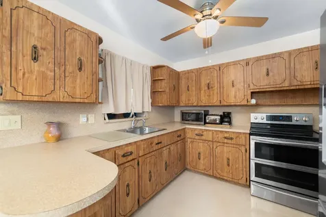 2001 Ne 30th Street Fort Lauderdale FL 33306