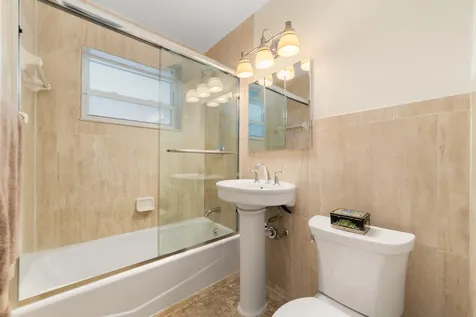 2001 Ne 30th Street Fort Lauderdale FL 33306