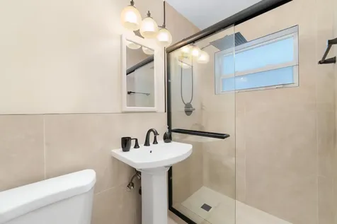 2001 Ne 30th Street Fort Lauderdale FL 33306