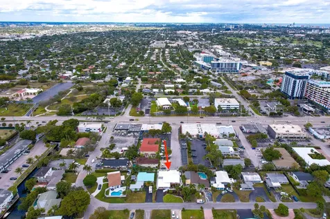 2001 Ne 30th Street Fort Lauderdale FL 33306