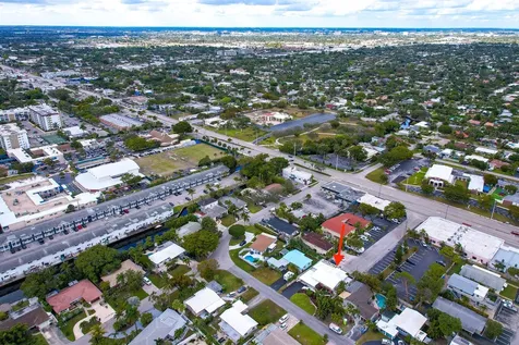 2001 Ne 30th Street Fort Lauderdale FL 33306