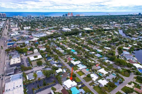 2001 Ne 30th Street Fort Lauderdale FL 33306
