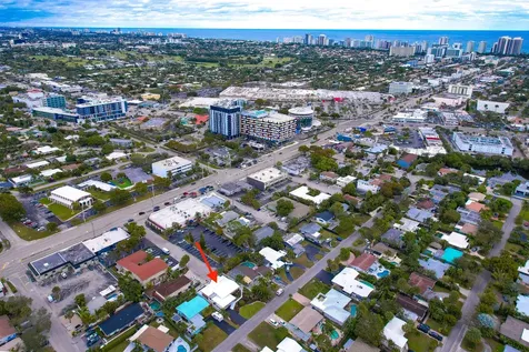 2001 Ne 30th Street Fort Lauderdale FL 33306