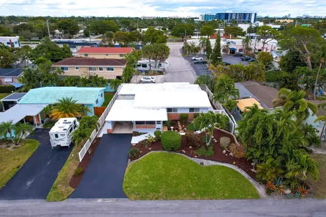2001 Ne 30th Street Fort Lauderdale FL 33306