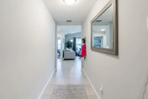 742 Nw Bayshore Boulevard Port Saint Lucie FL 34983