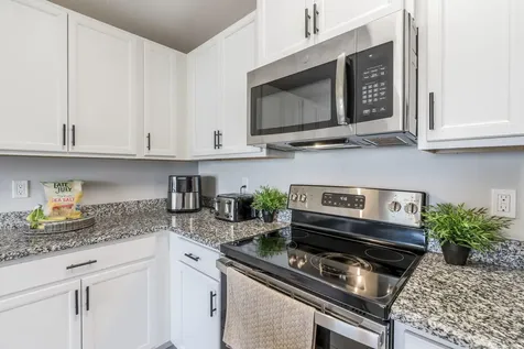 742 Nw Bayshore Boulevard Port Saint Lucie FL 34983