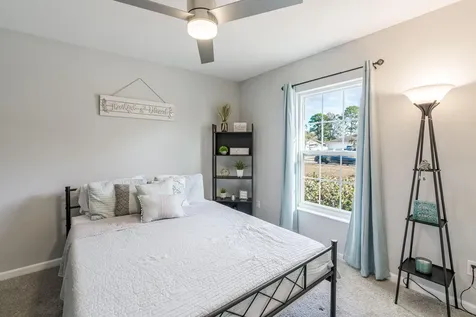 742 Nw Bayshore Boulevard Port Saint Lucie FL 34983