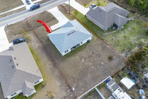 742 Nw Bayshore Boulevard Port Saint Lucie FL 34983