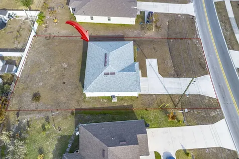742 Nw Bayshore Boulevard Port Saint Lucie FL 34983