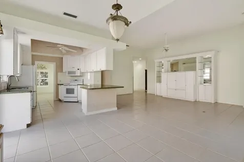8892 Se Eldorado Way Hobe Sound FL 33455