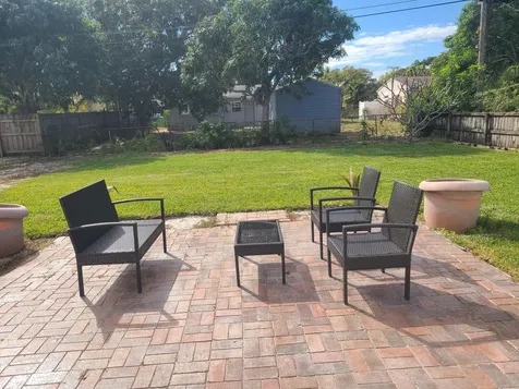 254 Ne 21st Street Delray Beach FL 33444