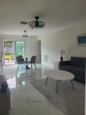 254 Ne 21st Street Delray Beach FL 33444