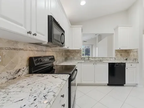 7284 W Mercada Way Delray Beach FL 33446