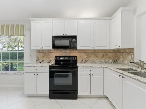 7284 W Mercada Way Delray Beach FL 33446