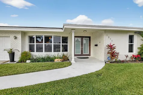 1311 Sw 14th Avenue Boca Raton FL 33486