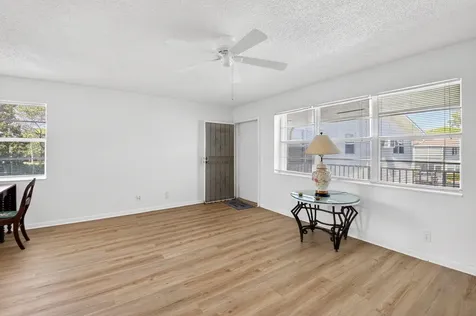 480 Horizons Boynton Beach FL 33435