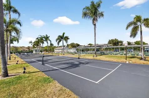 480 Horizons Boynton Beach FL 33435