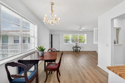 480 Horizons Boynton Beach FL 33435