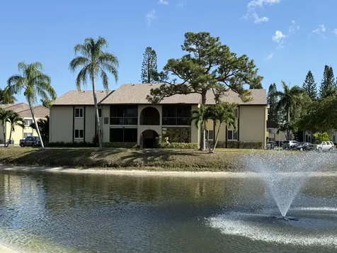 338 Pine Ridge Circle Greenacres FL 33463