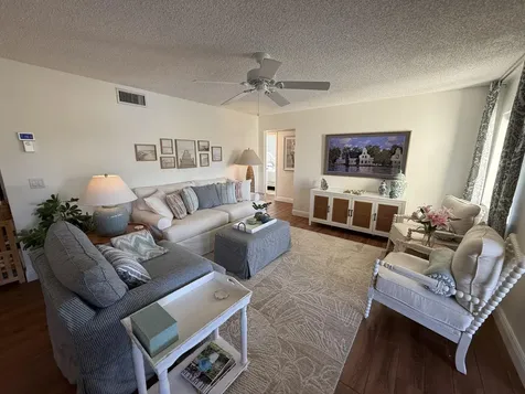 338 Pine Ridge Circle Greenacres FL 33463