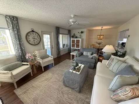 338 Pine Ridge Circle Greenacres FL 33463