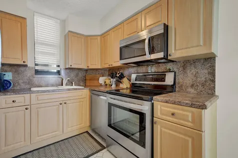 1000 S Ocean Boulevard Pompano Beach FL 33062