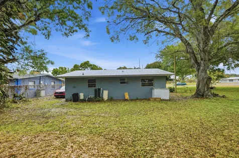 601 Russ Road Fort Pierce FL 34982