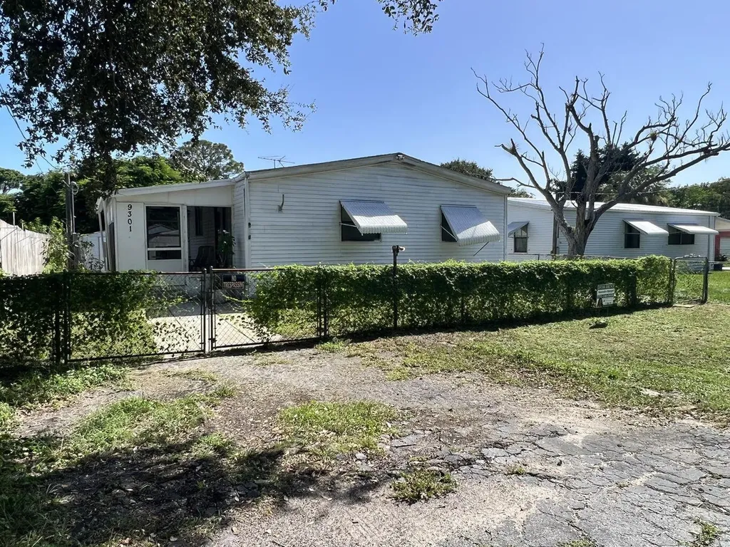 9301 Se 61st Drive Okeechobee FL 34974