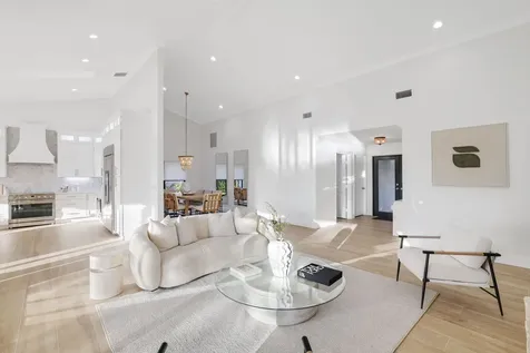 24 Dunbar Road Palm Beach Gardens FL 33418