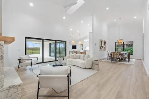 24 Dunbar Road Palm Beach Gardens FL 33418