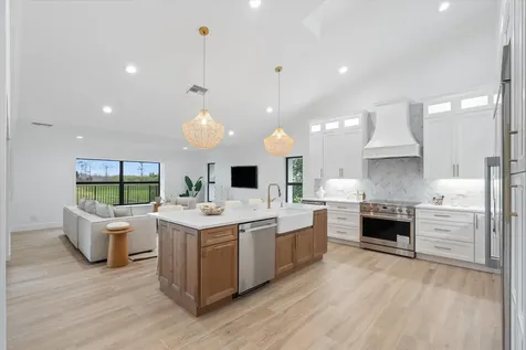 24 Dunbar Road Palm Beach Gardens FL 33418