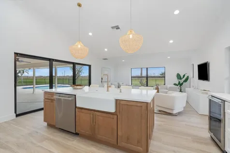 24 Dunbar Road Palm Beach Gardens FL 33418